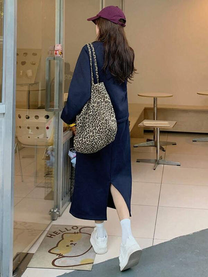 DAZY 2pcs Women's Letter Print Crew Neck Sweatshirt And Solid Color A-Line Skirt Set,Fall Clothes Fleece Lined