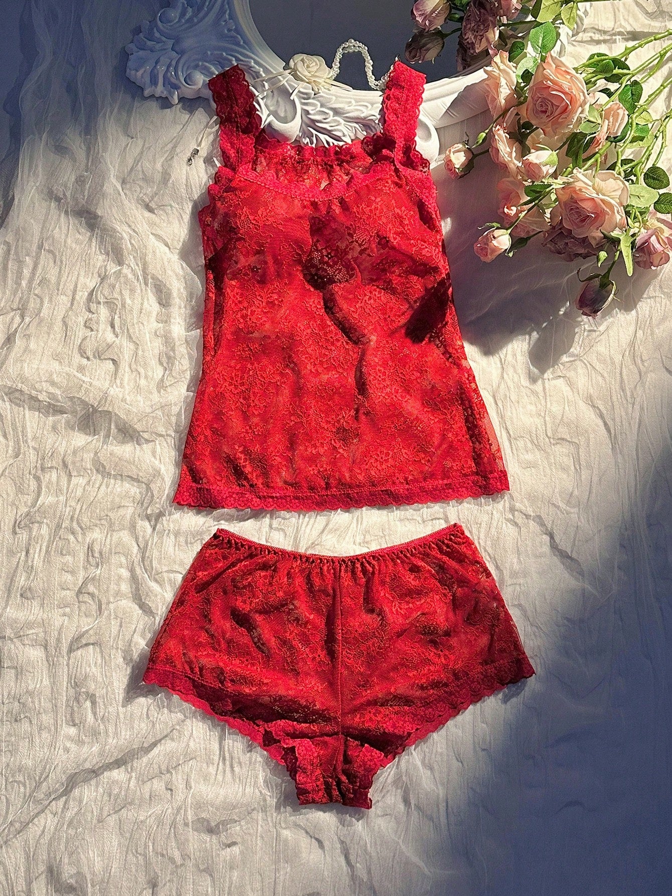 2pcs Women Sheer Lace Camisole Sexy Bra And Boyshorts Lingerie Set