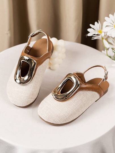 A Pair Of Fashionable Children's Summer Shoes, 2025 New Children's Casual Shoes, Shoes Suitable For Children's Home, Party And Vacation, Hook And Loop Durable Shoes, Bohemian Style